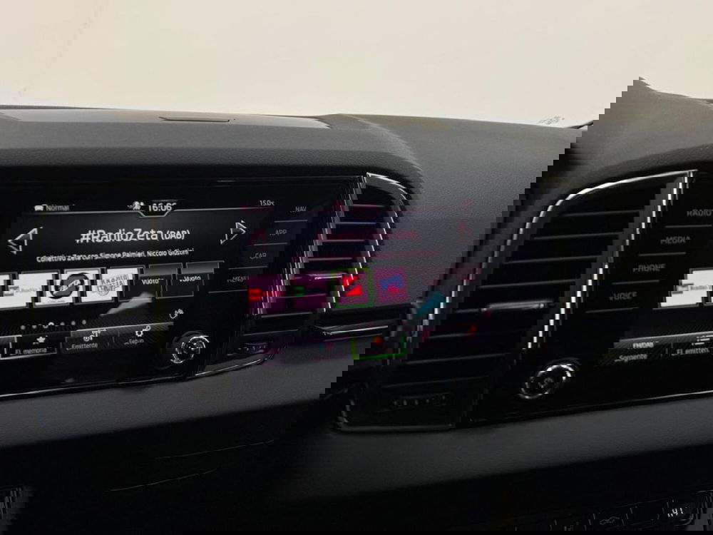 Skoda Karoq usata a Como (13)