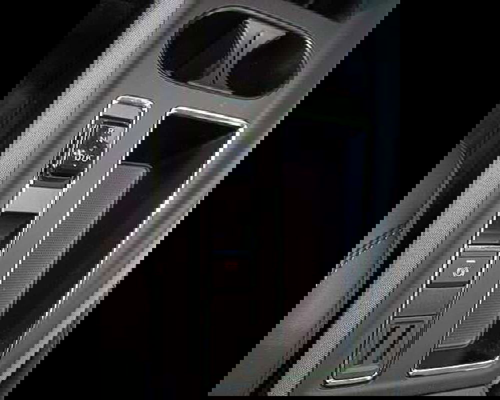 Skoda Enyaq usata a Roma (15)