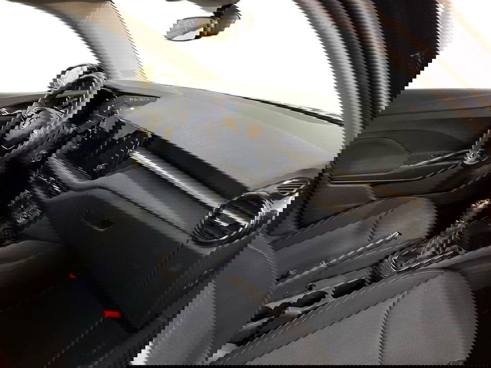 Skoda Fabia usata a Bari (17)