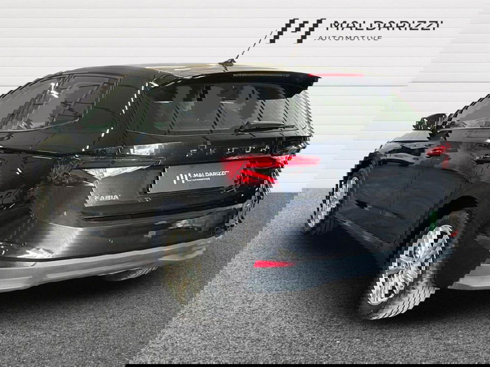 Skoda Fabia usata a Bari (7)