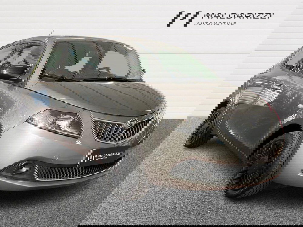 Lancia Ypsilon usata a Bari