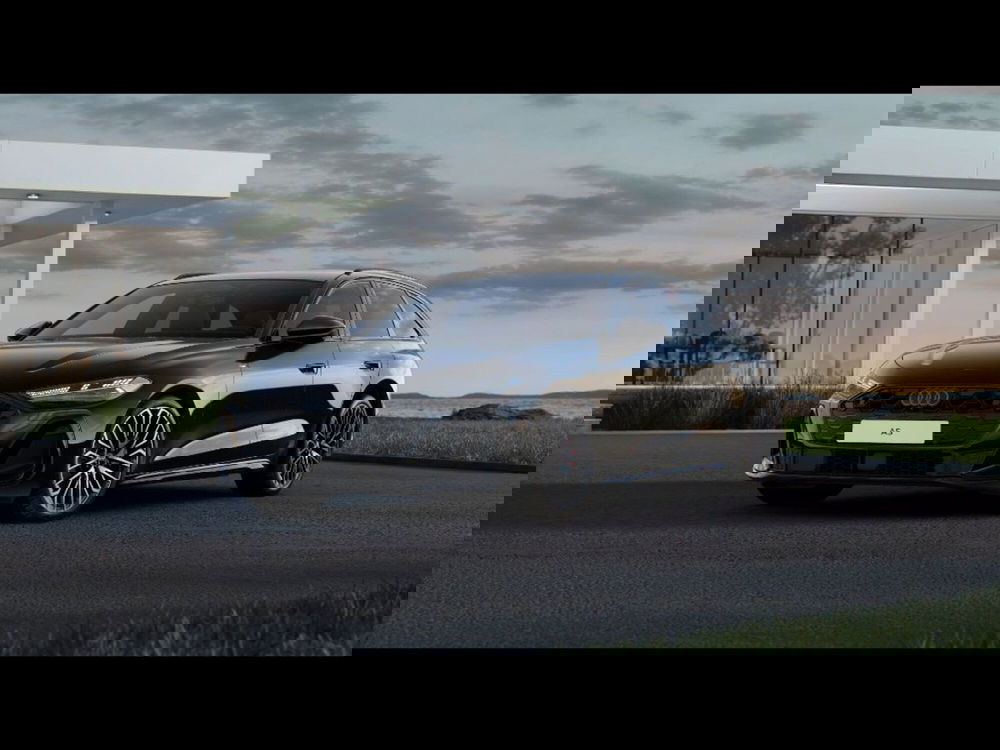 Audi A5 Avant nuova a Bari