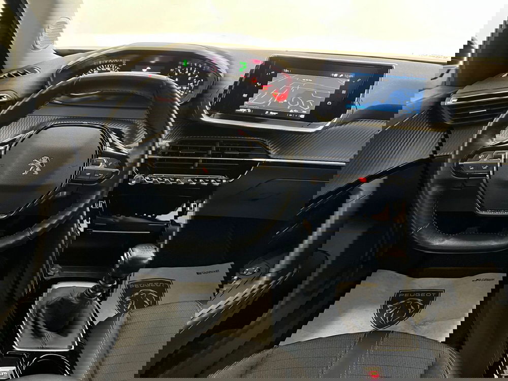 Peugeot 2008 usata a Bari (20)