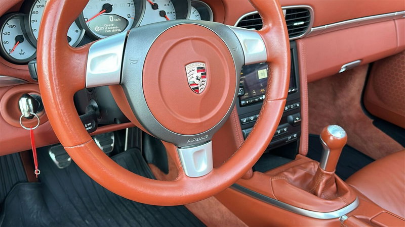 Porsche 911 Cabrio usata a Pescara (10)