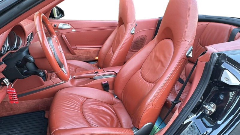 Porsche 911 Cabrio usata a Pescara (7)