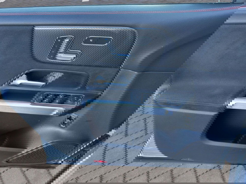 Mercedes-Benz GLB usata a Cosenza (12)