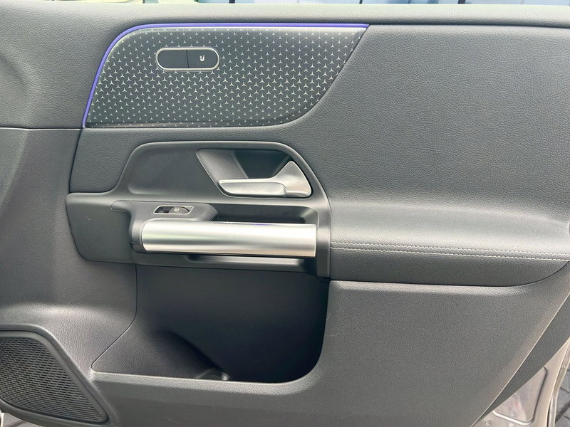 Mercedes-Benz Classe B usata a Cosenza (17)