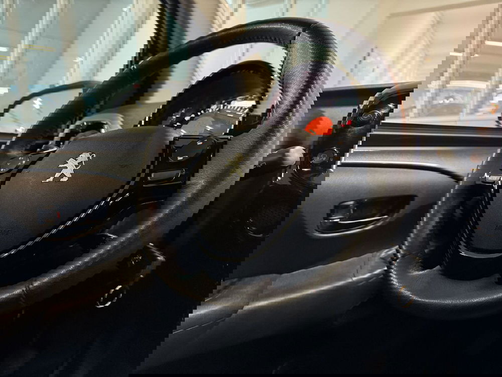 Peugeot 108 usata a Messina (14)