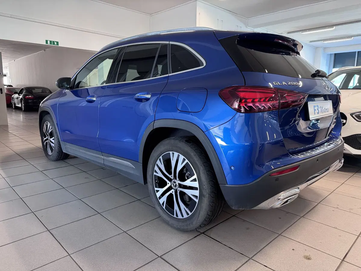 Mercedes-Benz GLA SUV usata a Messina (4)
