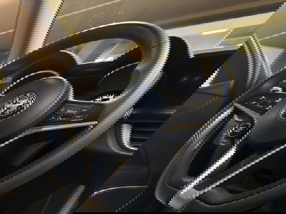 Alfa Romeo Stelvio usata a Messina (14)