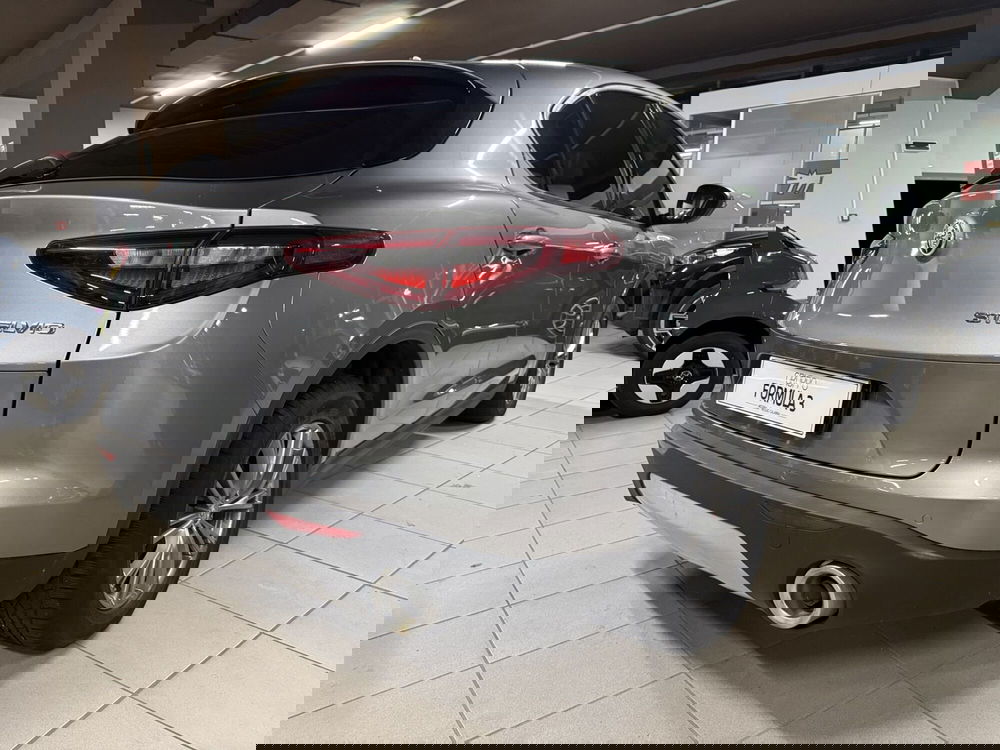 Alfa Romeo Stelvio usata a Messina (3)