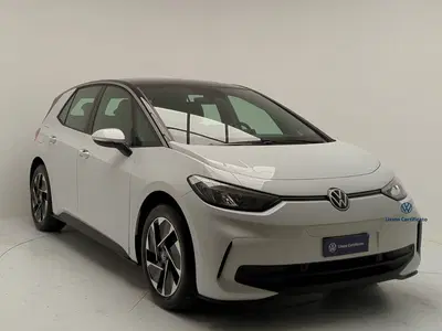 Volkswagen ID.3 Pro Performance Active del 2023 usata a Pratola Serra