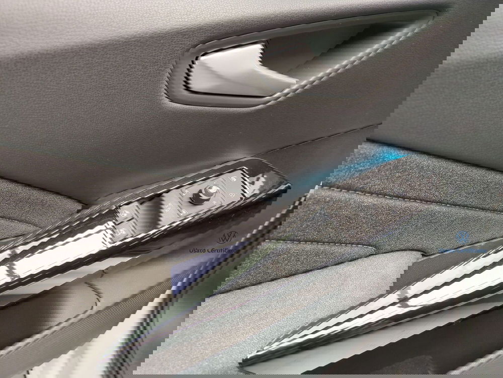 Volkswagen ID.3 usata a Avellino (14)