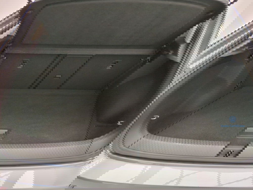 Volkswagen T-Roc usata a Avellino (13)