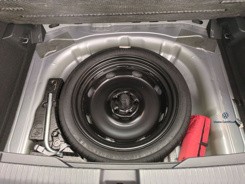 Volkswagen T-Roc usata a Avellino (14)
