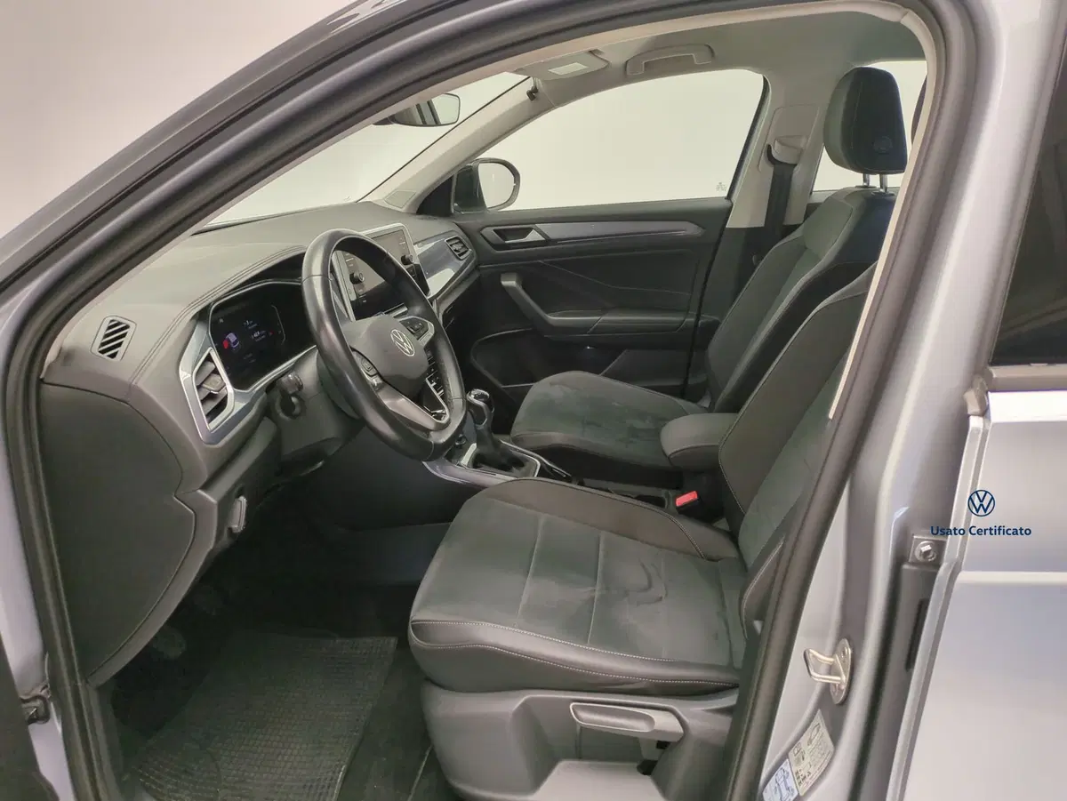 Volkswagen T-Roc usata a Avellino (16)
