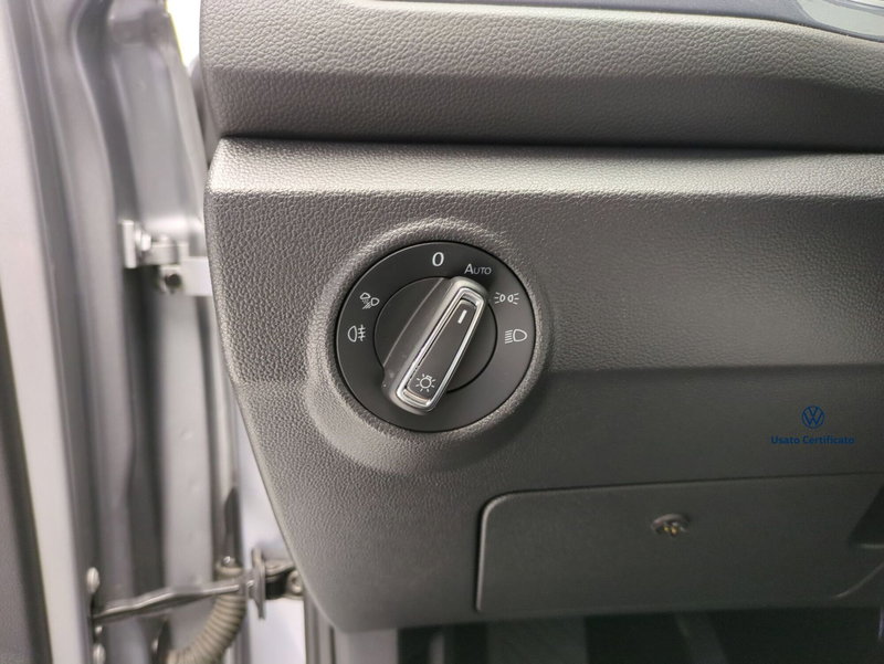 Volkswagen T-Roc usata a Avellino (18)