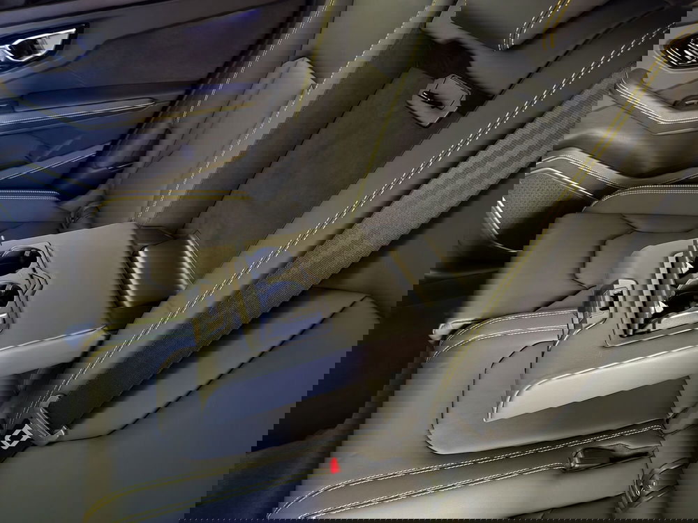 Lamborghini Urus usata a Bologna (19)