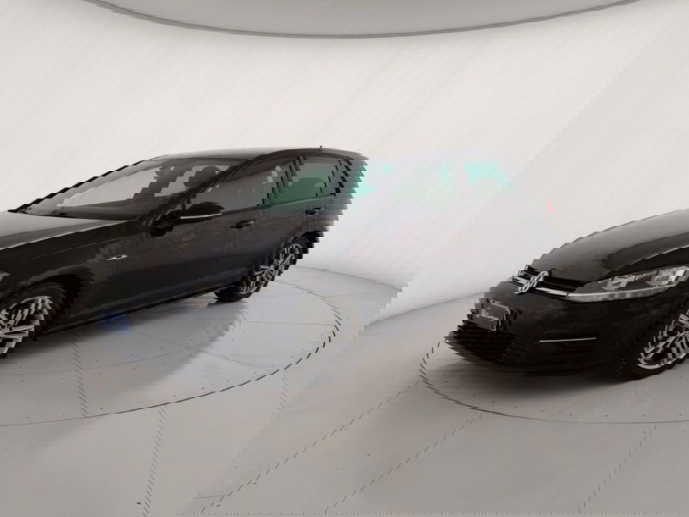 Volkswagen Golf usata a Massa-Carrara