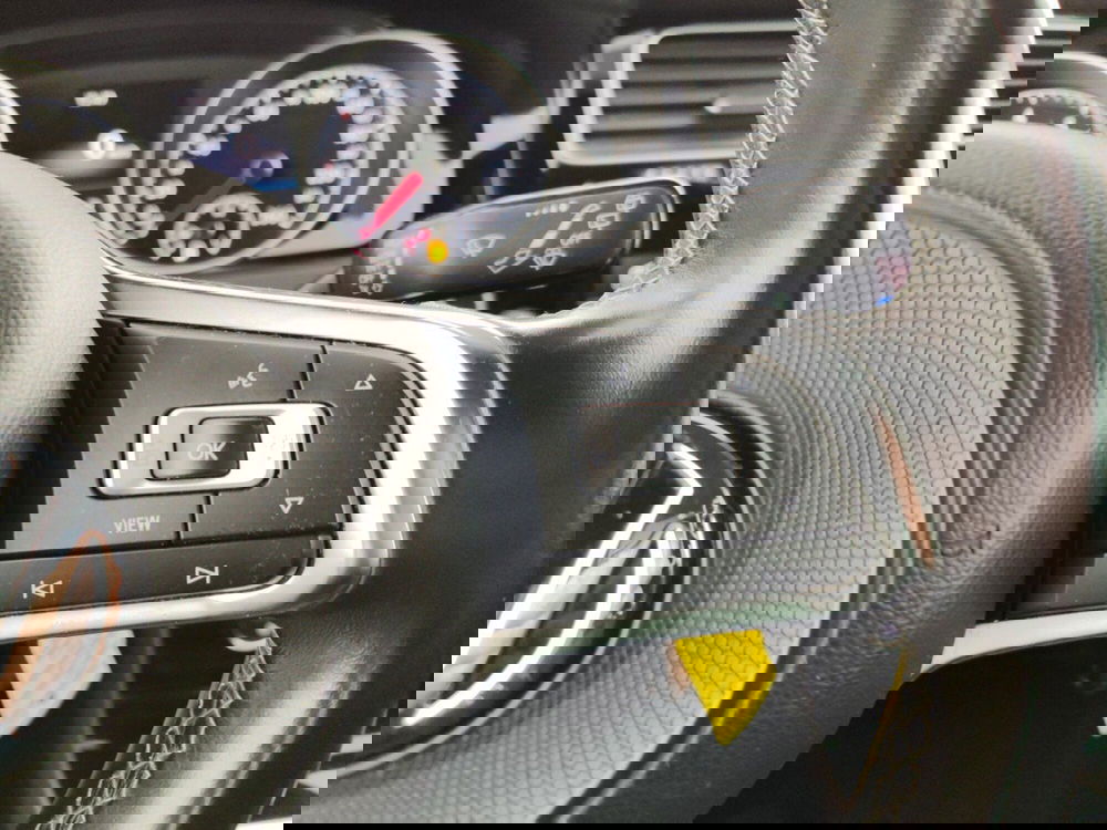 Volkswagen Golf usata a Massa-Carrara (13)