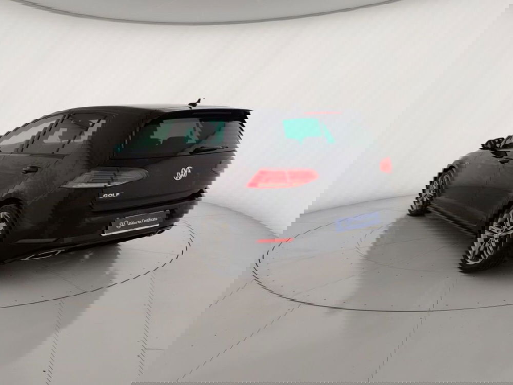 Volkswagen Golf usata a Massa-Carrara (2)