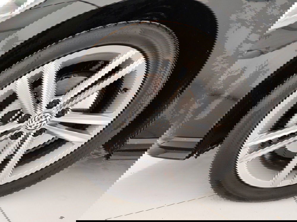 Volkswagen Golf usata a Massa-Carrara (6)