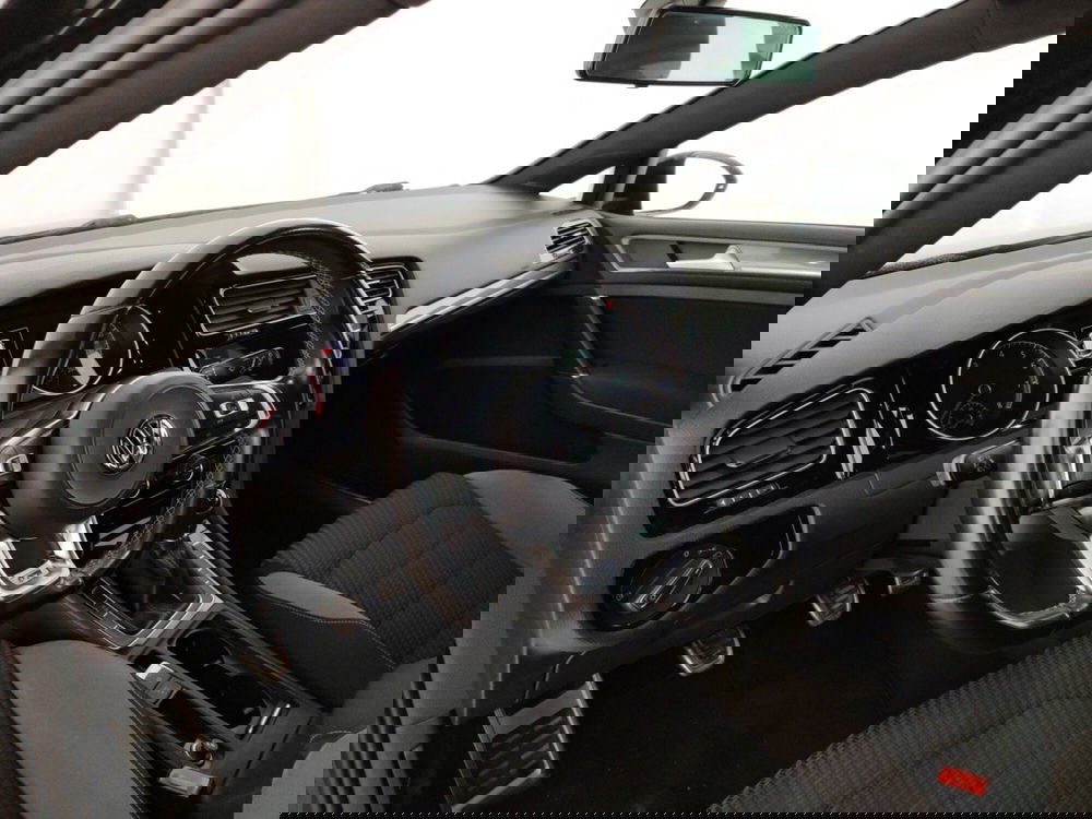 Volkswagen Golf usata a Massa-Carrara (8)