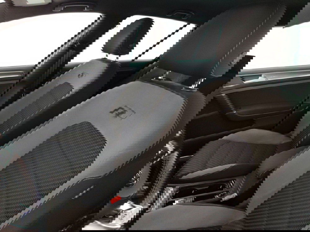 Volkswagen Golf usata a Massa-Carrara (9)