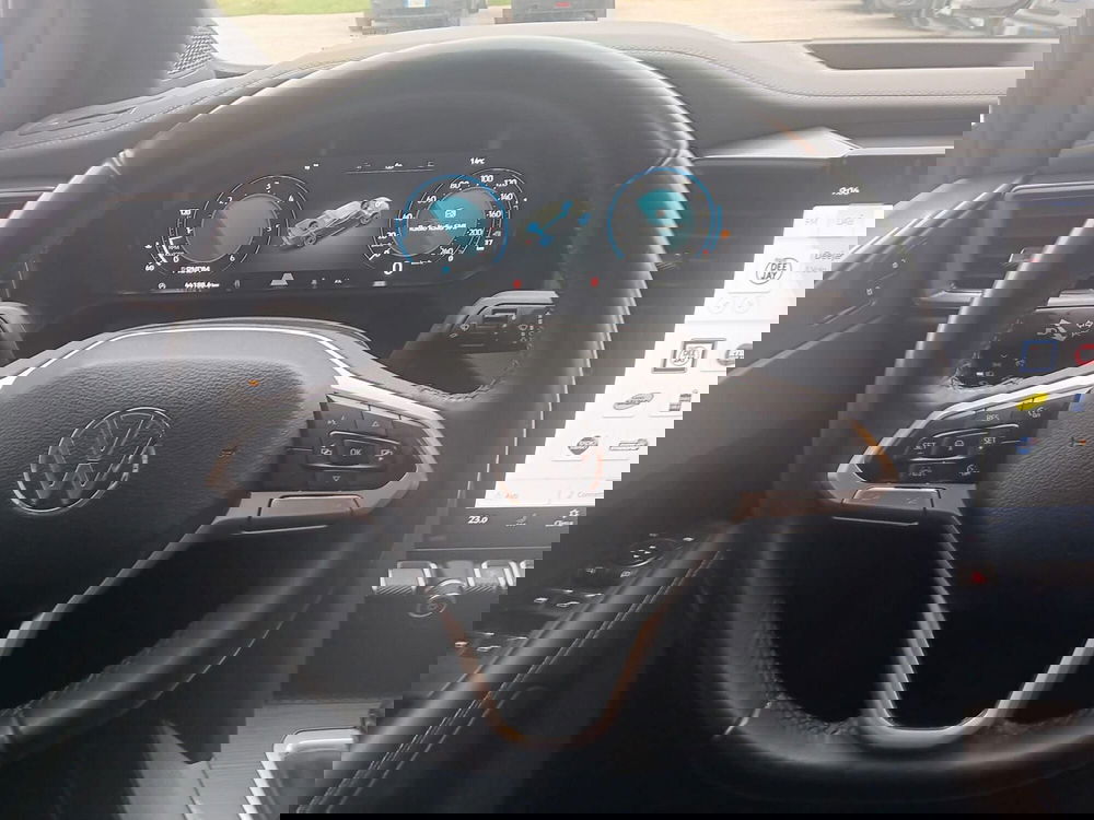 Volkswagen Amarok usata a Asti (10)