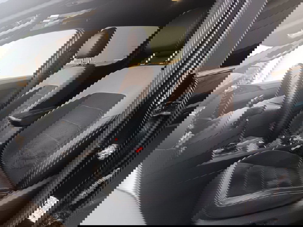 Volkswagen Amarok usata a Asti (7)