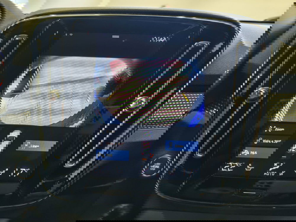 Volvo XC40 usata a Vercelli (13)