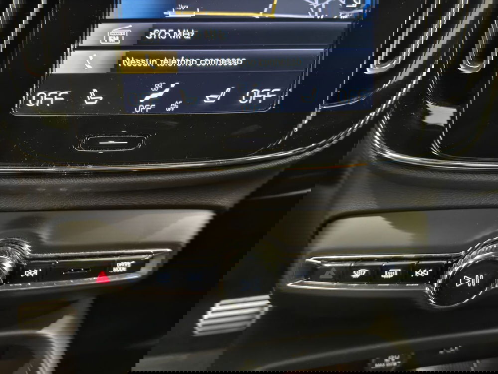 Volvo XC40 usata a Vercelli (14)