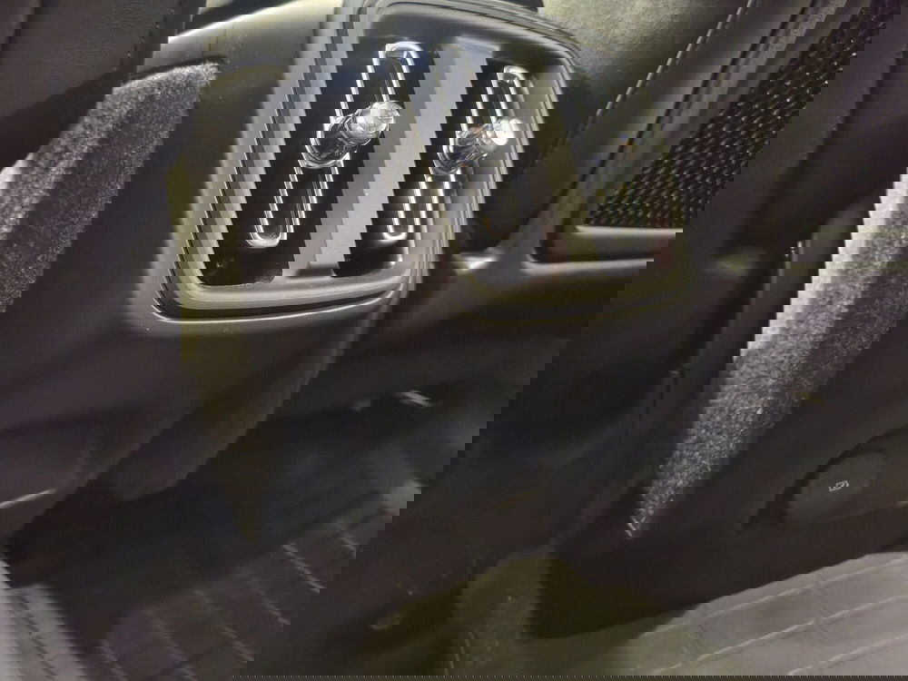 Volvo XC40 usata a Vercelli (18)