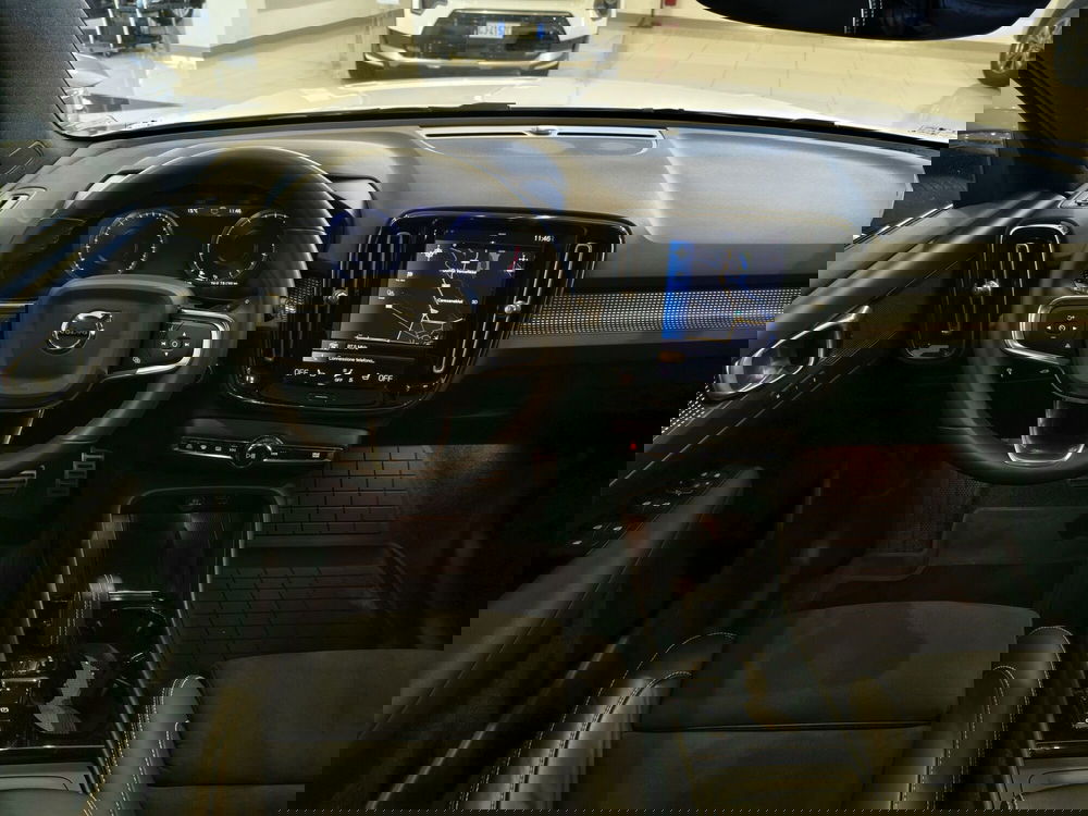 Volvo XC40 usata a Vercelli (7)