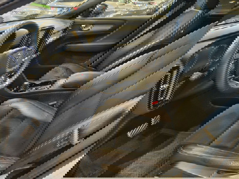 Volvo XC40 usata a Vercelli (8)