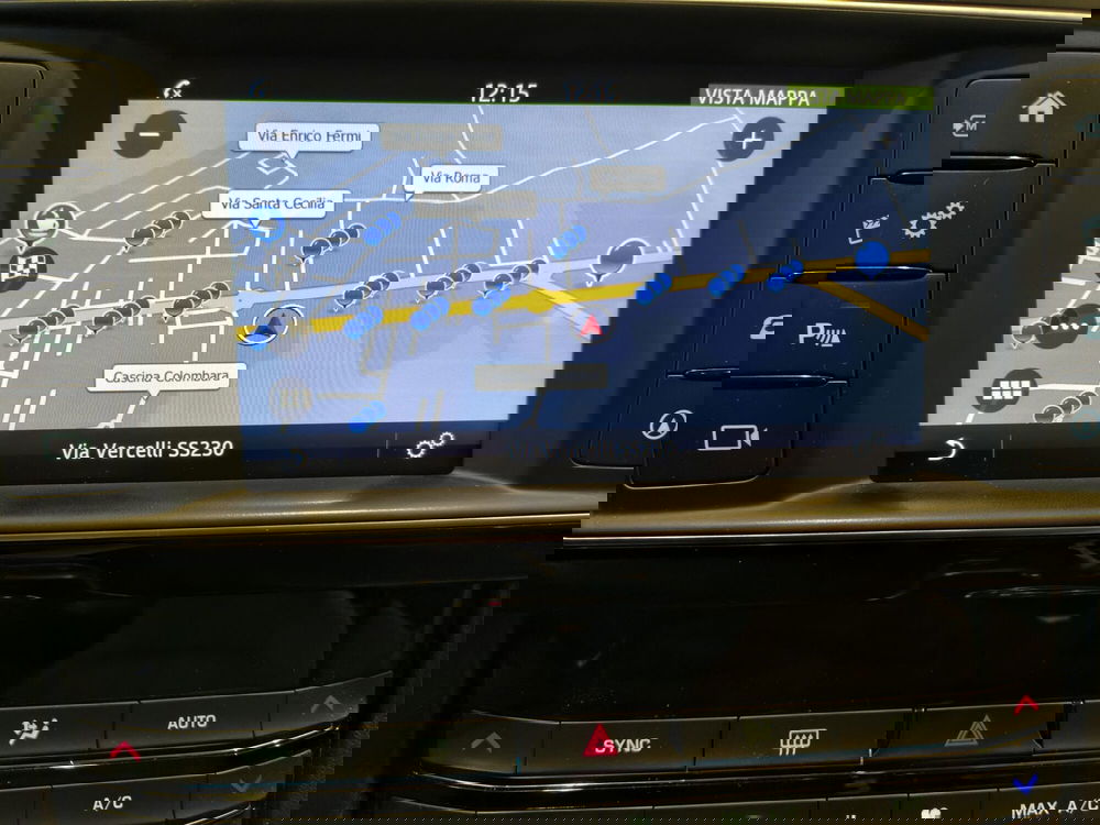 Jaguar F-Pace usata a Vercelli (16)