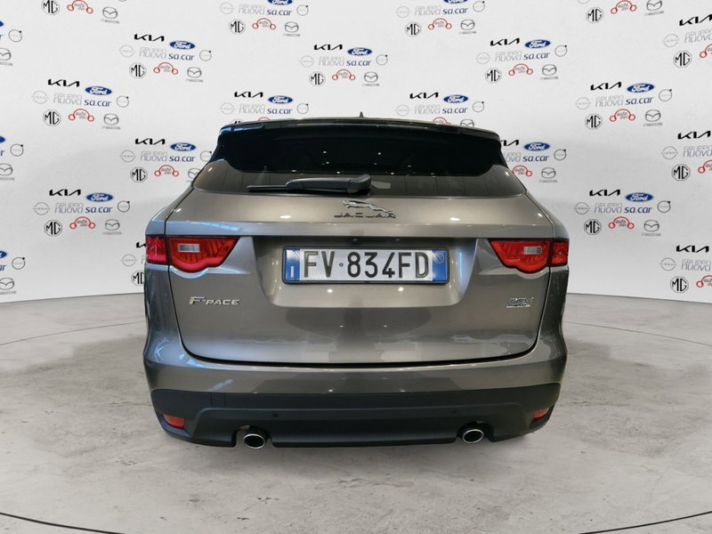 Jaguar F-Pace usata a Vercelli (5)