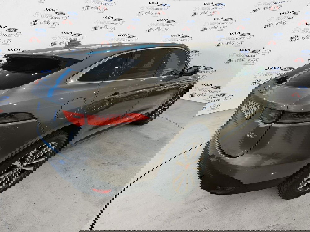 Jaguar F-Pace usata a Vercelli (6)