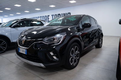 Renault Captur Plug-in Hybrid E-Tech 160 CV Intens del 2021 usata a Torino