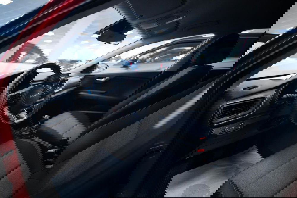 Kia Stonic nuova a Torino (5)