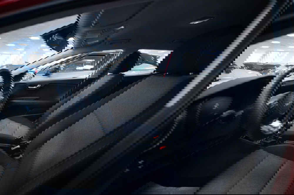 Kia Stonic nuova a Torino (6)