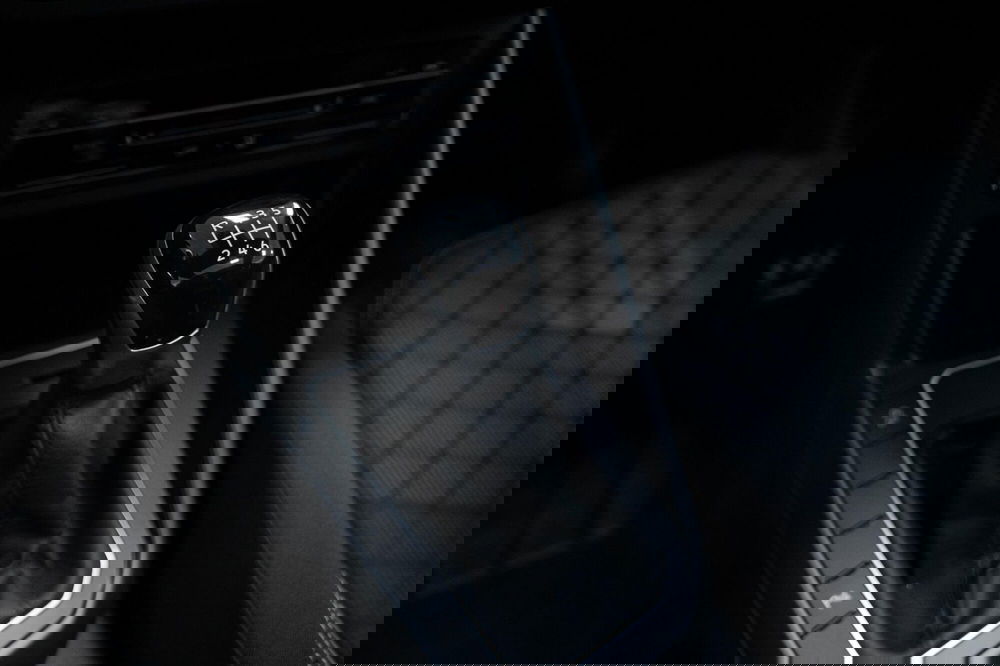 Volkswagen Taigo usata a Torino (10)