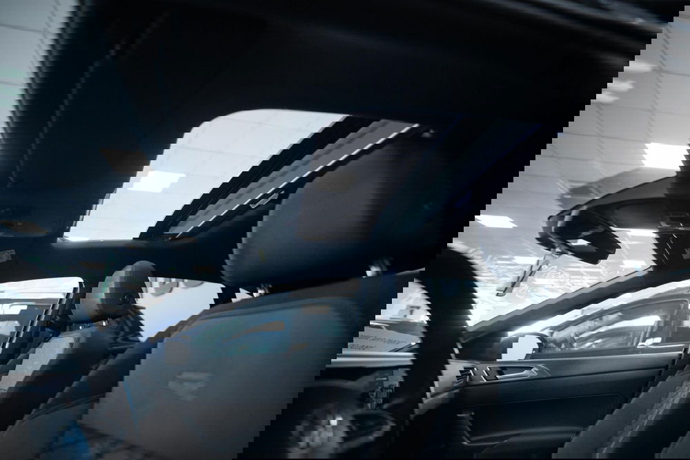 Volkswagen Taigo usata a Torino (8)