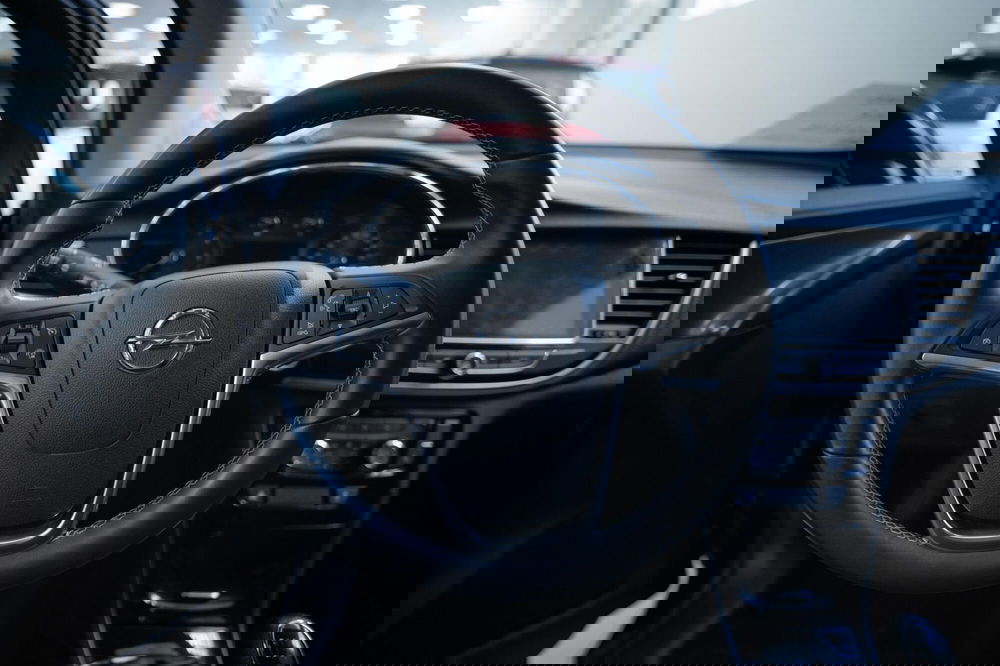 Opel Mokka usata a Torino (12)