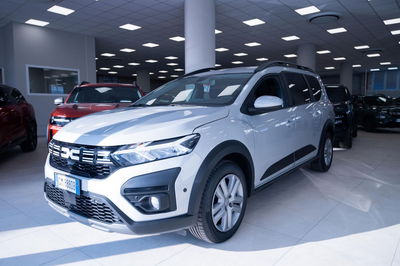 Dacia Jogger 1.0 tce Extreme UP Gpl 100cv del 2023 usata a Torino