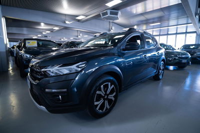 Dacia Sandero Stepway 1.0 TCe 90 CV Comfort del 2022 usata a Torino