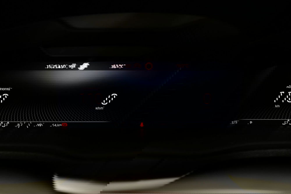 Skoda Karoq nuova a Varese (10)