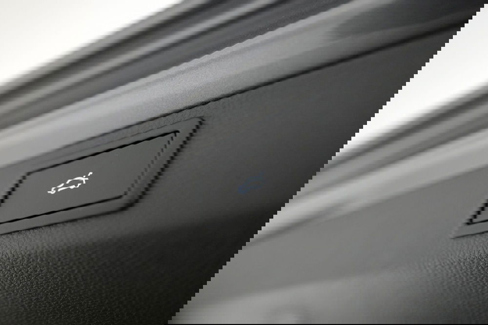 Skoda Karoq nuova a Varese (20)