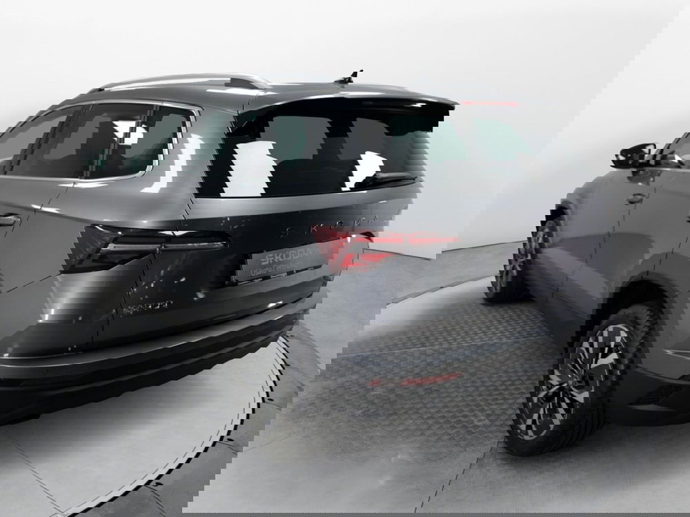 Skoda Karoq nuova a Varese (4)