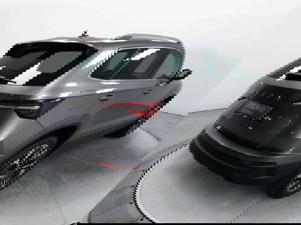 Skoda Karoq nuova a Varese (6)